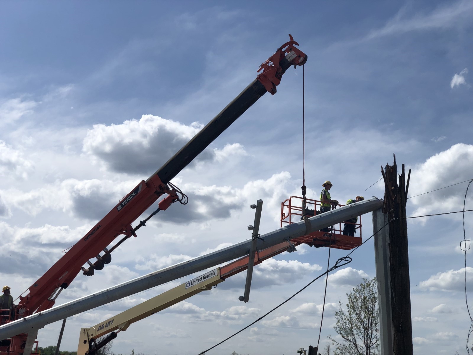 OGE restores power to 93% of those who lost power in recent tornadoes ...