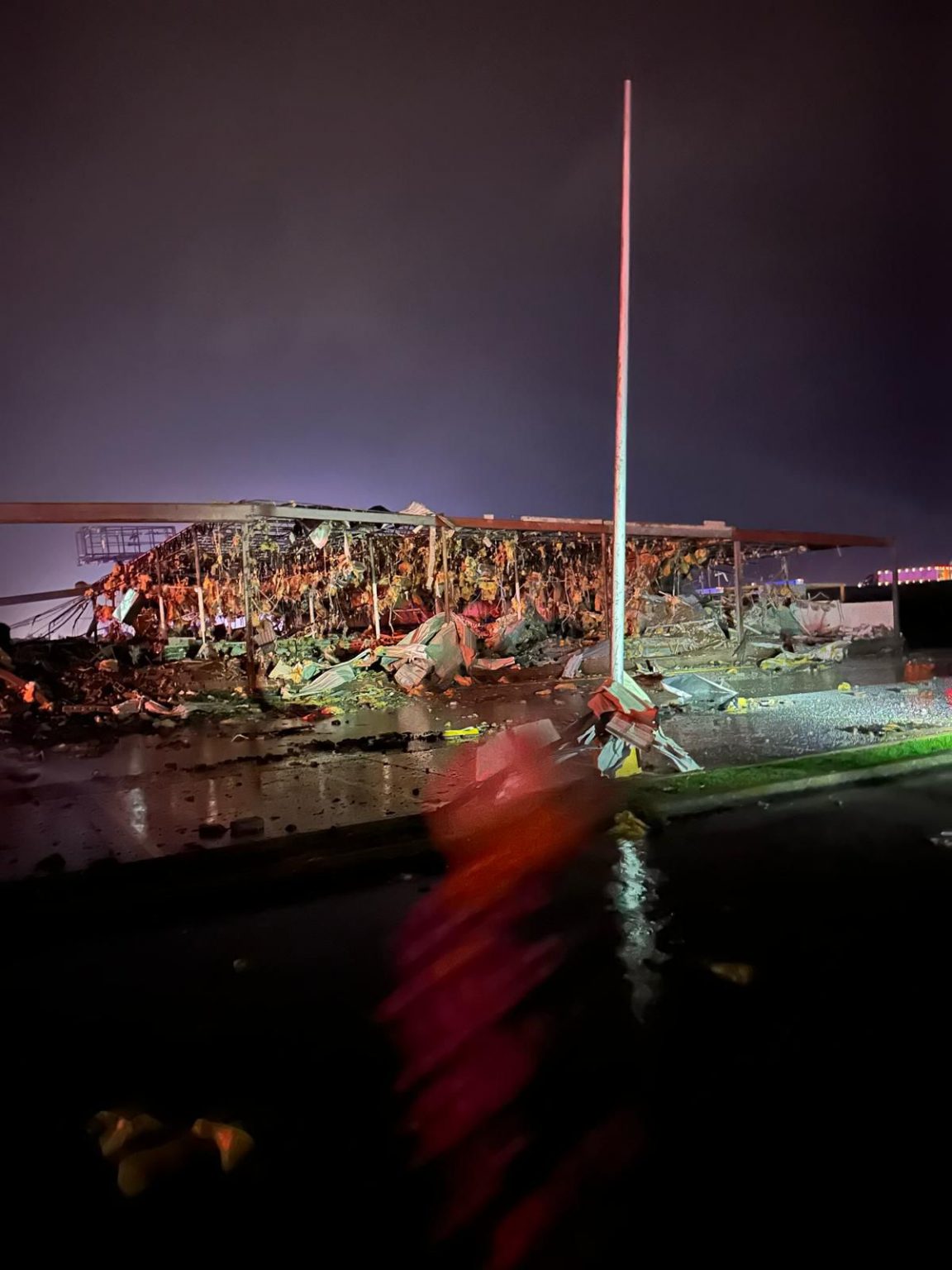 Storms leave four dead, heavy damage in Oklahoma cities and thousands